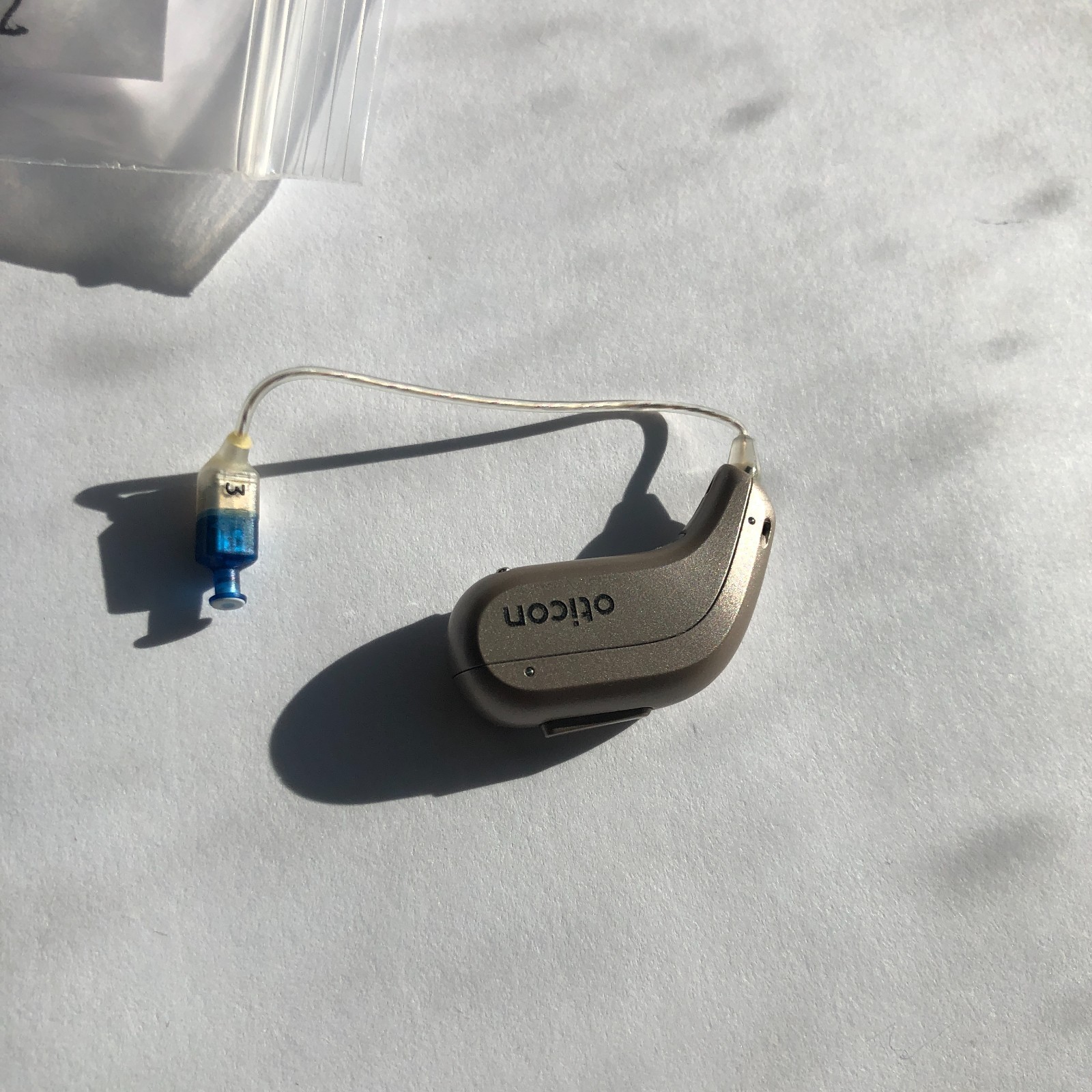 Single-Unit Oticon Intent4-miniRITER mild to severe hearing losses
