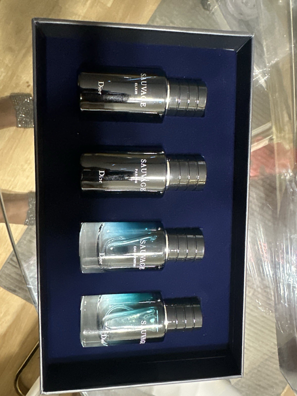 Dior Sauvage Men’s Fragrance Spray Gift Set 4 Mini Bottles 2 Black + 2 Blue