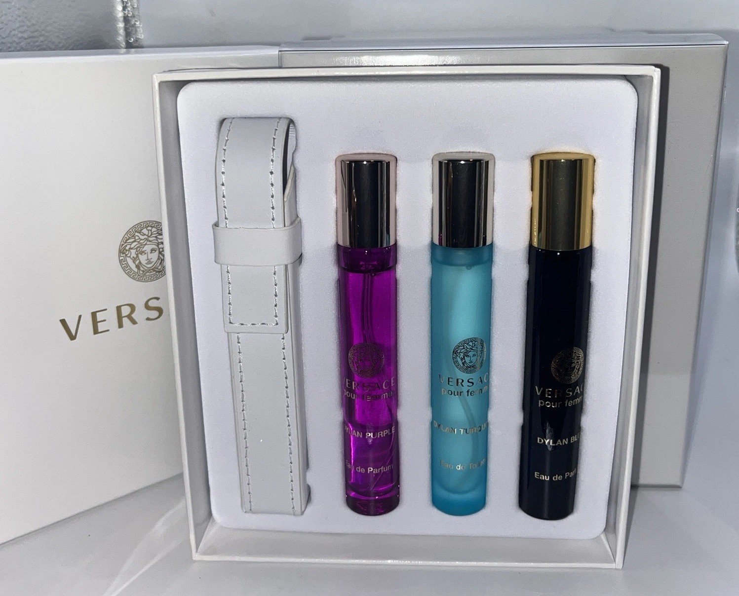 Rare Versace Pour Femme 4Pc Travel Spray Gift Set GWP Dylan Blue Purple Blue NIB