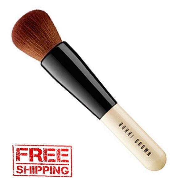 BOBBI BROWN Full Coverage Face Foundation Powder Brush Brand New Sealed