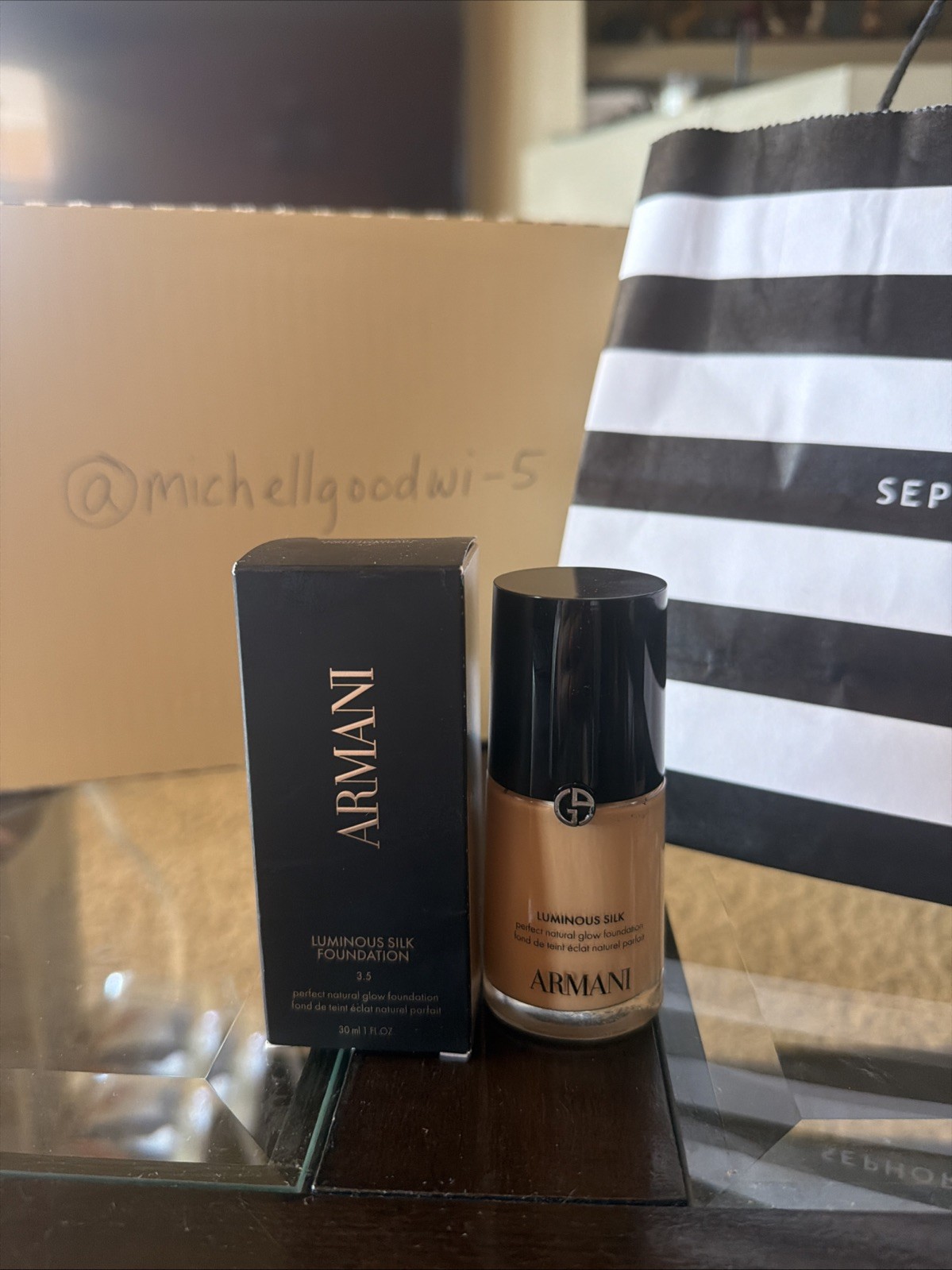 Giorgio Armani ~ 3.5 Perfect Natural Glow – Luminous Silk Foundation 30ml 1oz