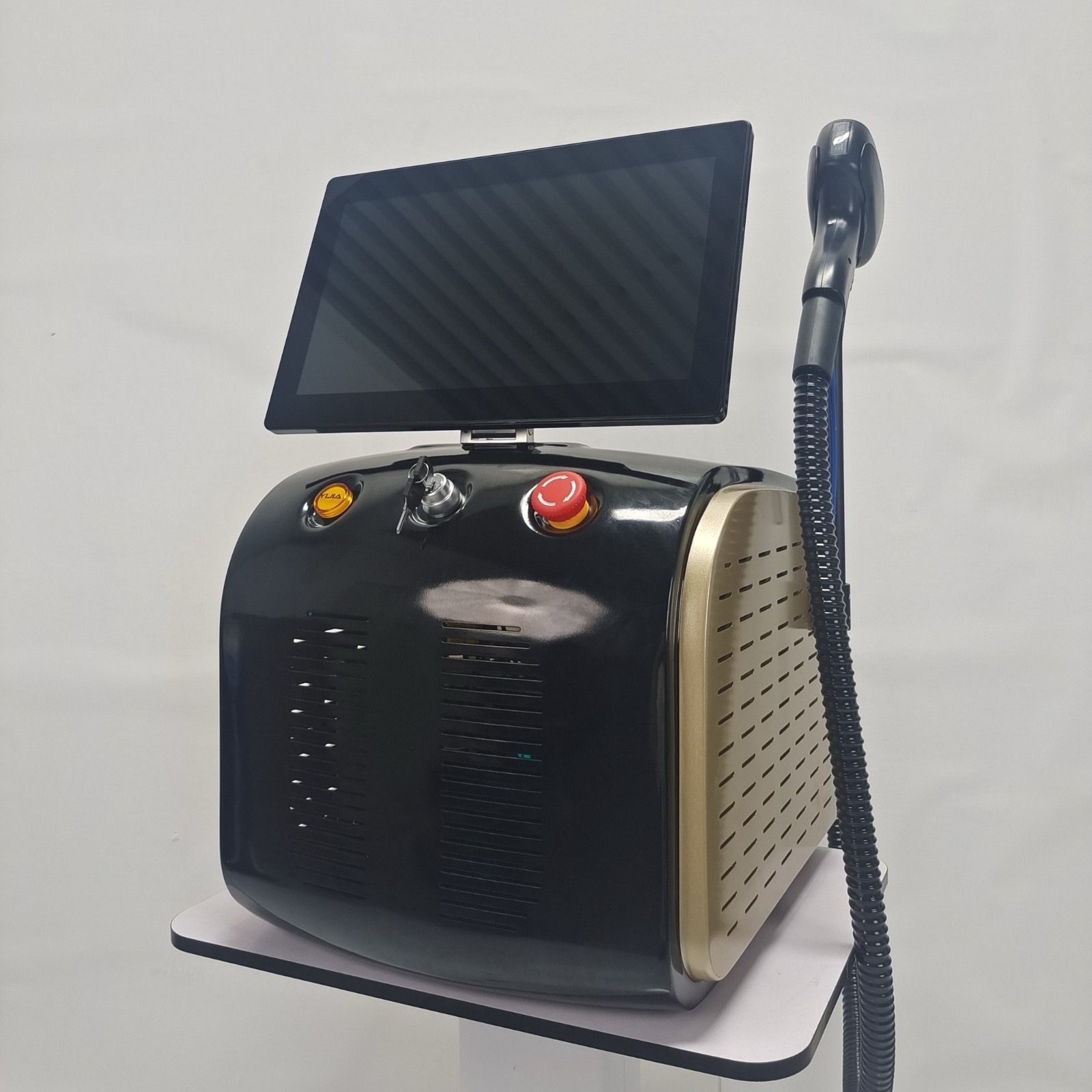 Ice Titanium Soprano Permanent Painless 808 Diode Laser hair removal Machine