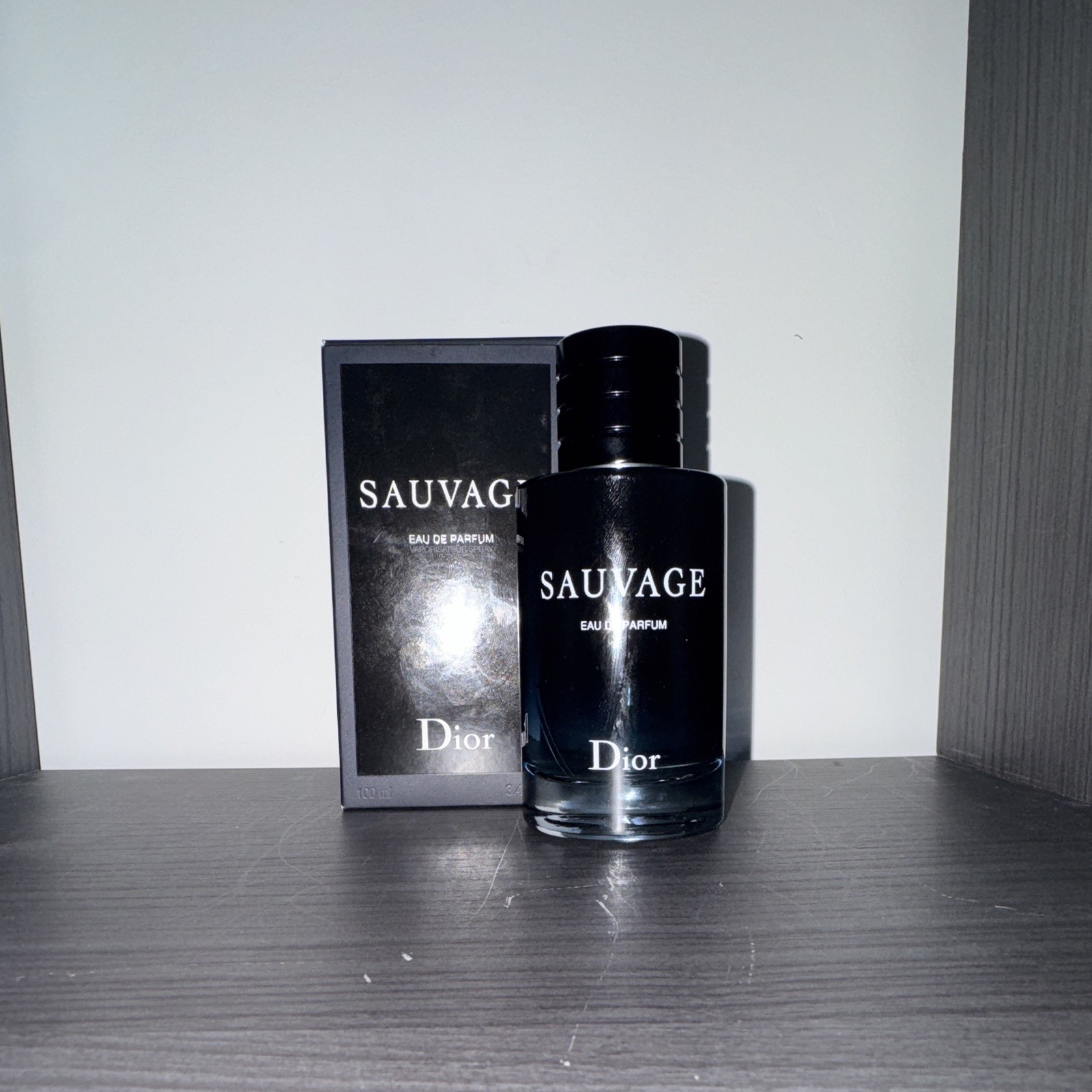 Dior Sauvage Eau de Parfum 100 ml Natural Spray Refillable Regular Size