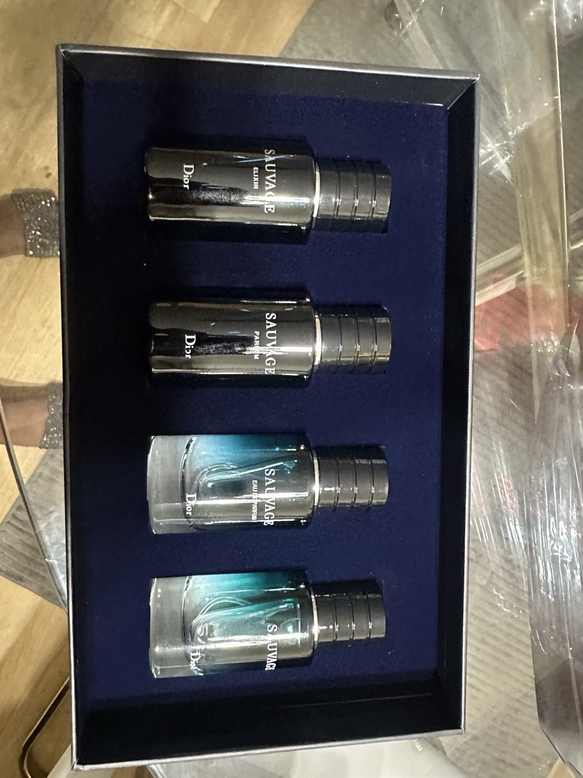 Dior Sauvage Men’s Fragrance Spray Gift Set 4 Mini Bottles 2 Black + 2 Blue