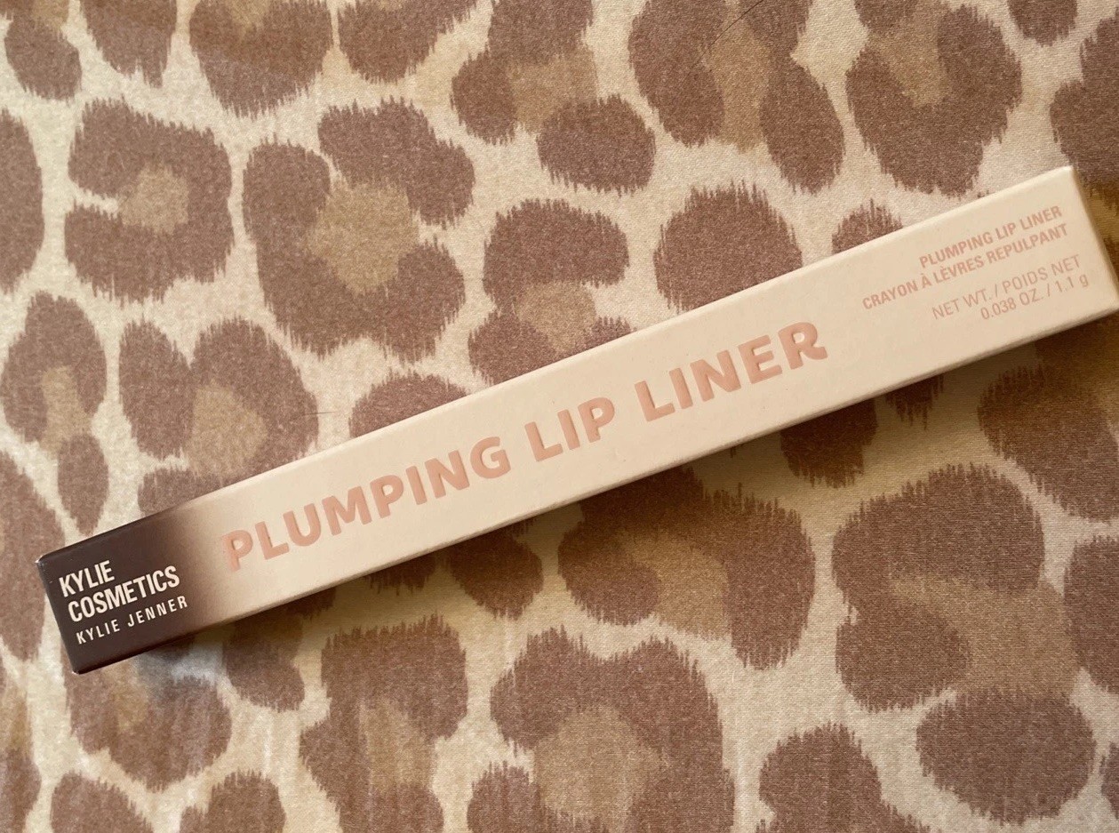 KYLIE Cosmetics Plumping Lip Liner – 635 PECAN