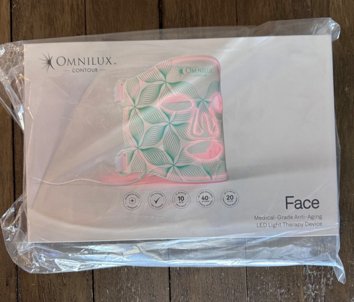 NEW Omnilux Contour LED Face Mask Therapy Device Reduce Lines Wrinkles