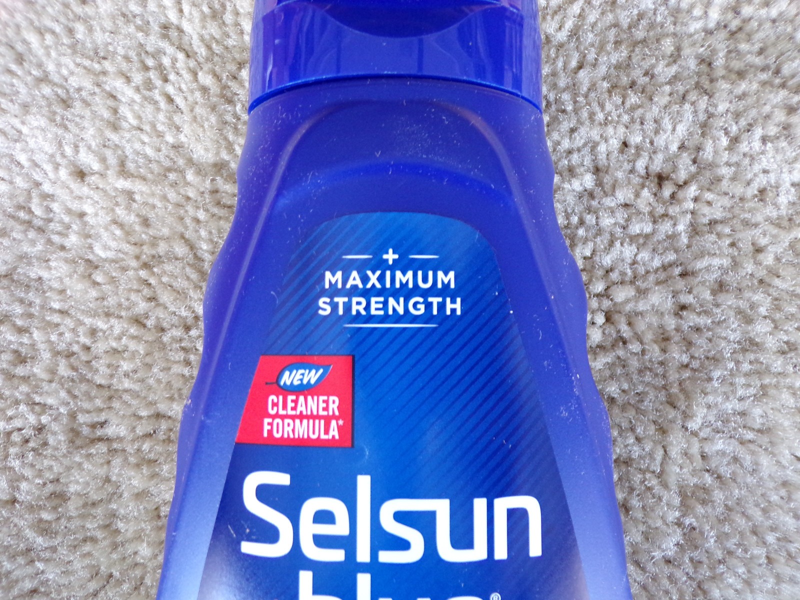 You get 2 Selsun blue medicated maximum strength dandruff shampoo, 11 fl oz @h25