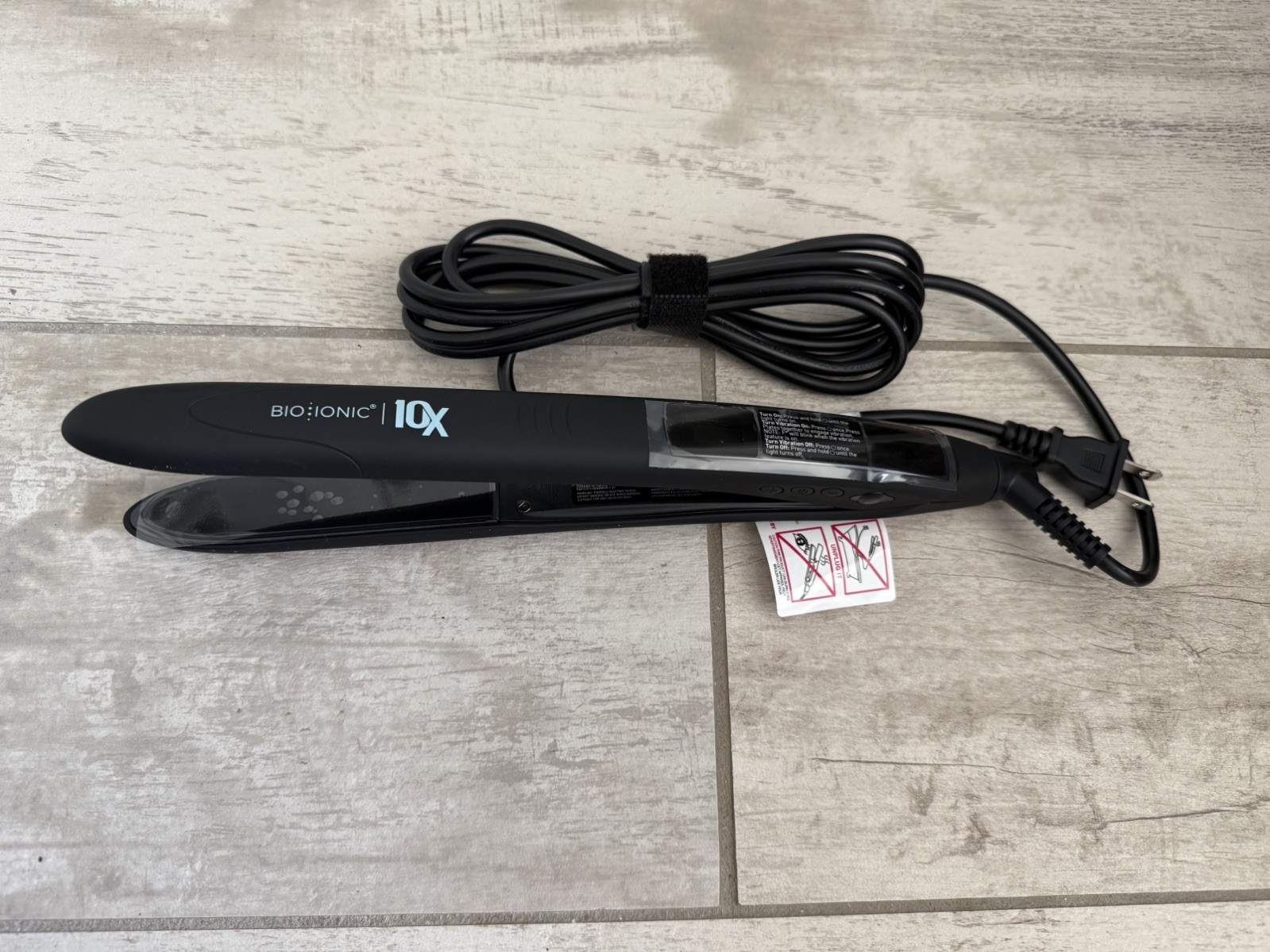 Bio Ionic 10X Pro Styling Flat Iron 1″ Vibrating Plates Classic Styler NEW