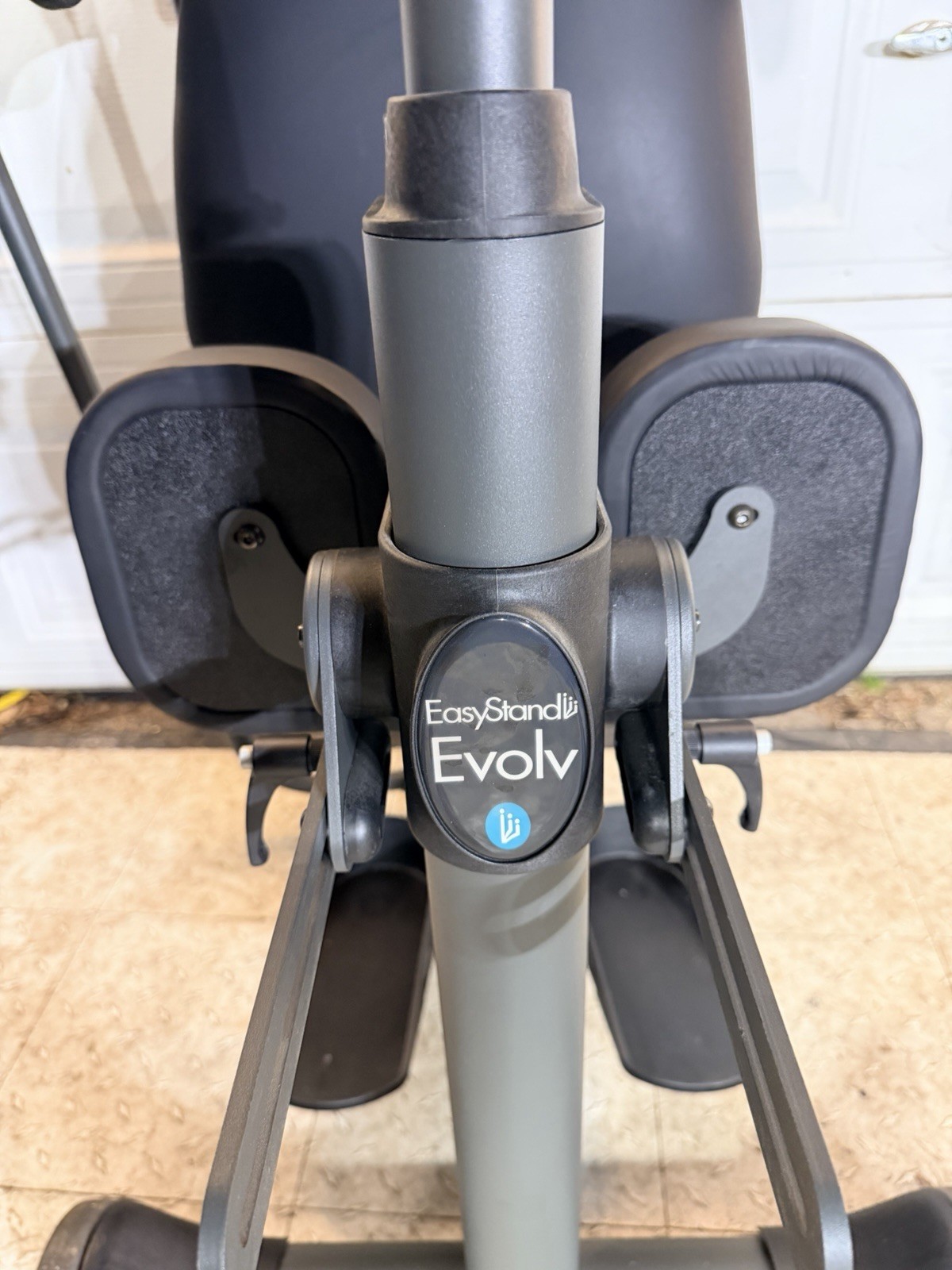 EasyStand Evolv column standing frame ADULT MEDIUM YOUTH easy stand Stander