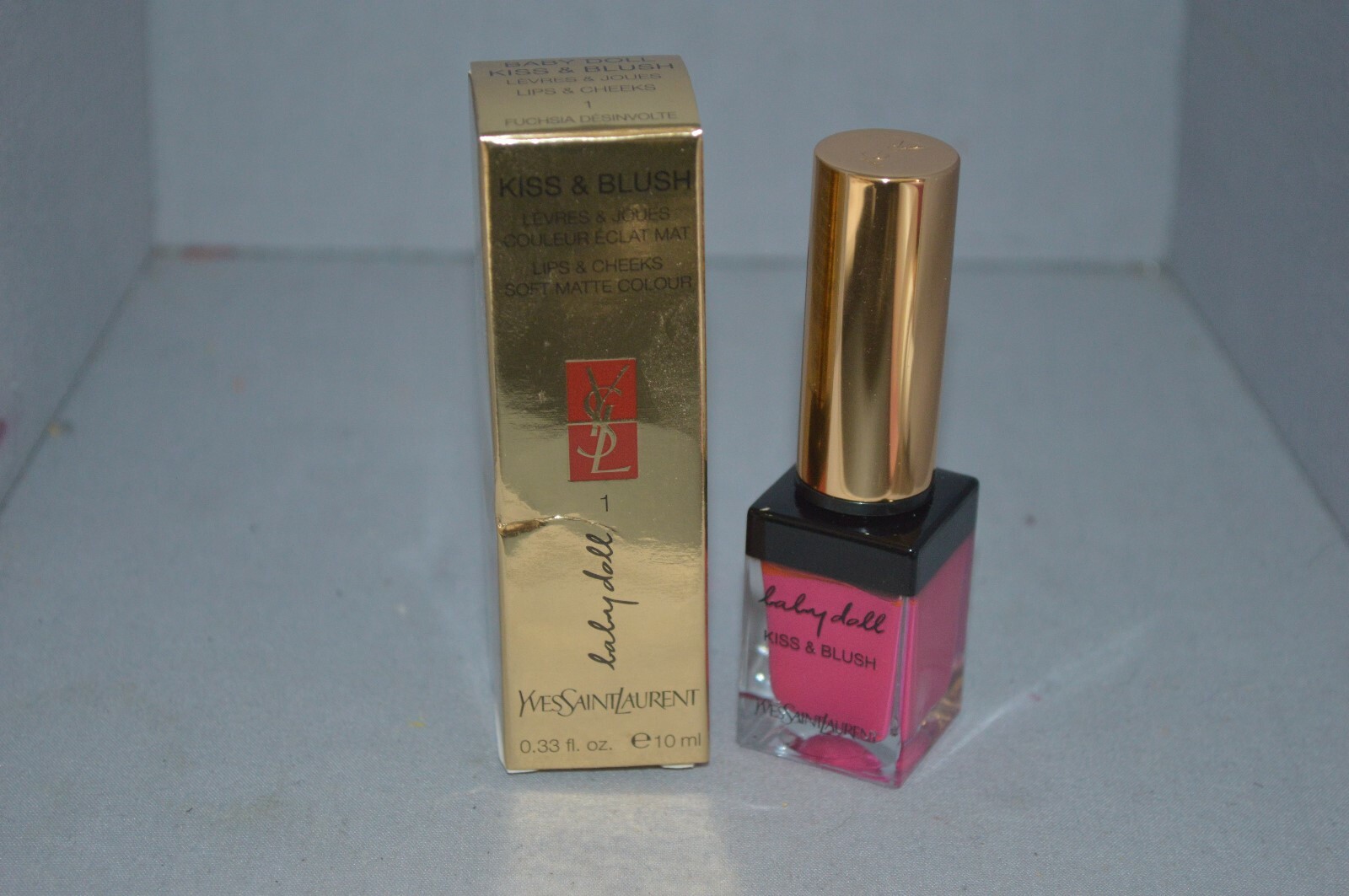 Yves Saint Laurent Kiss & Blush Soft Matte Colour 1 Fuchsia Desinvolte .33oz New