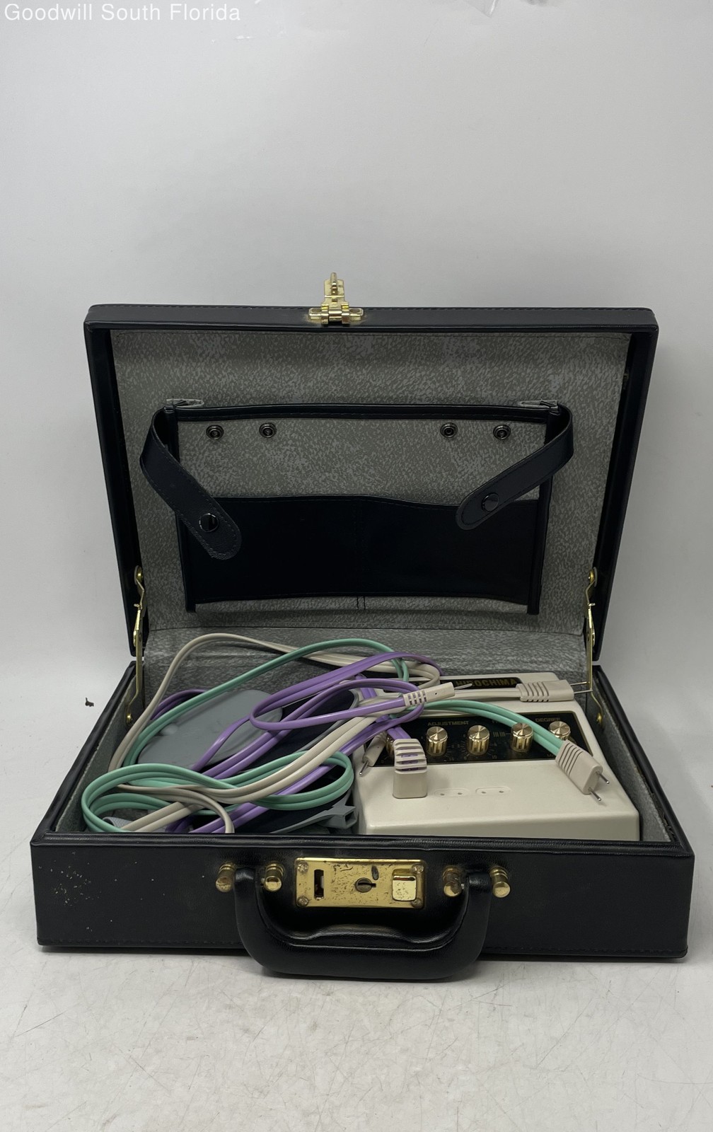 Vintage Schfaizer Hirochima Aesthetic Therapeutic Device In Suitcase Not Tested