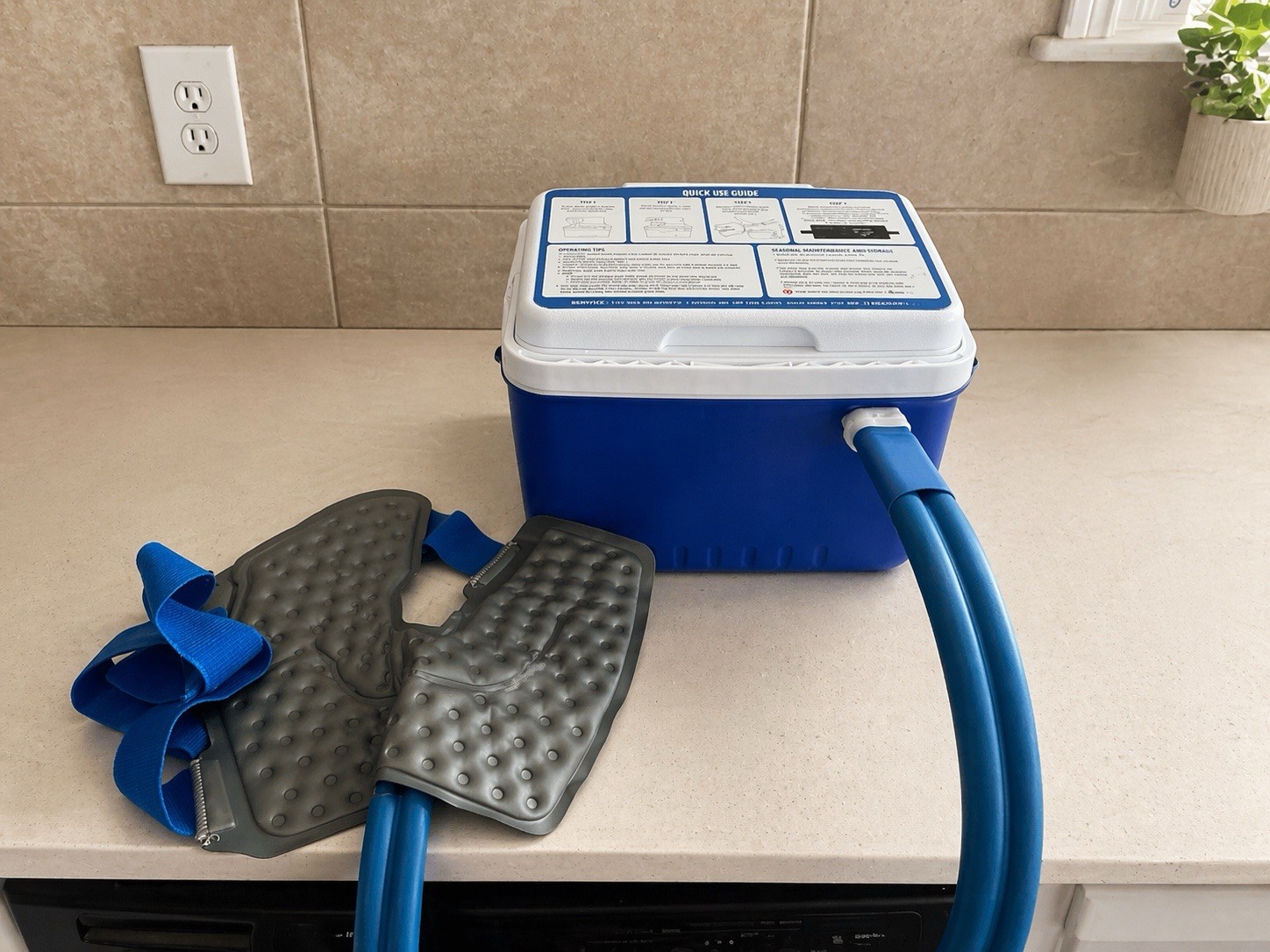 Cold Therapy/Pain Machine 6-Quart Knee Compression Pad Leakproof Quick Connect