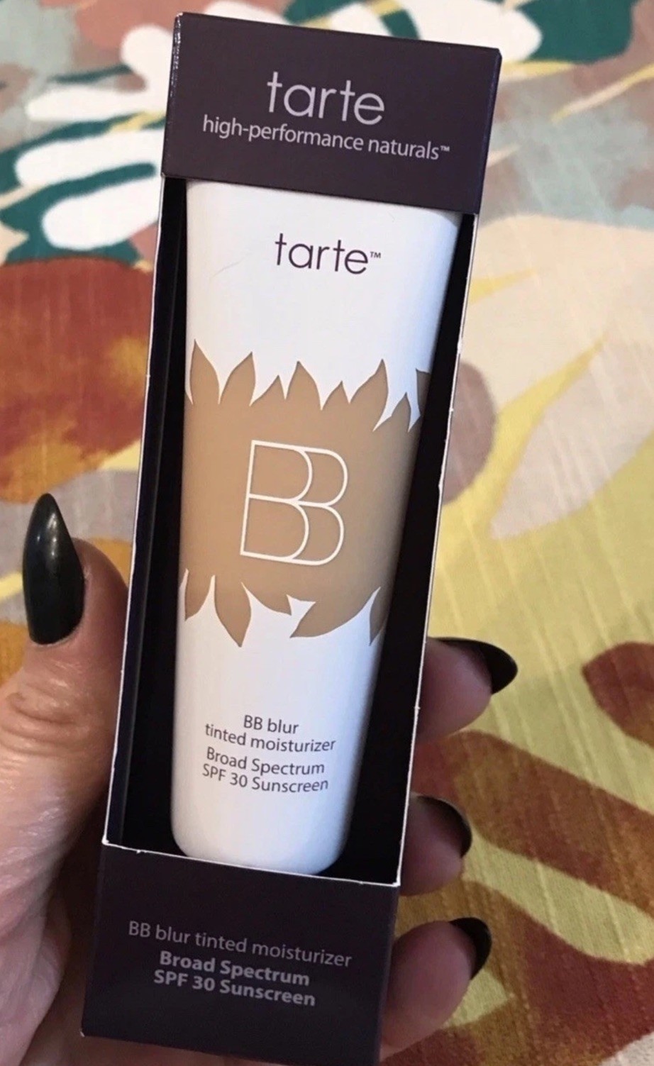 Tarte BB blur tinted moisturizer Broad Spectrum SPF 30 Sunscreen 1oz Color Light