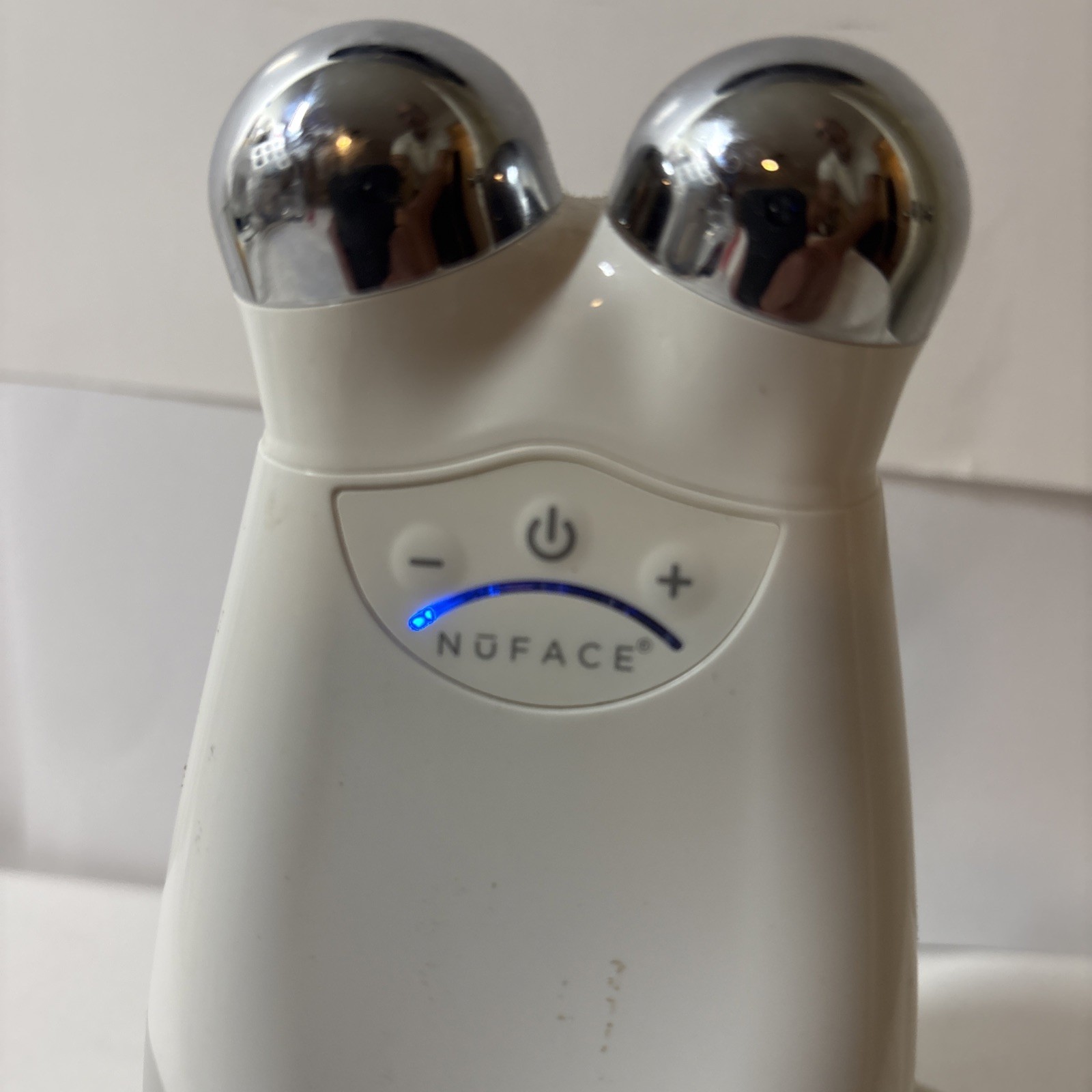 NuFace Pro Trinity Facial Toning Device Charging Stand Pre-Owned