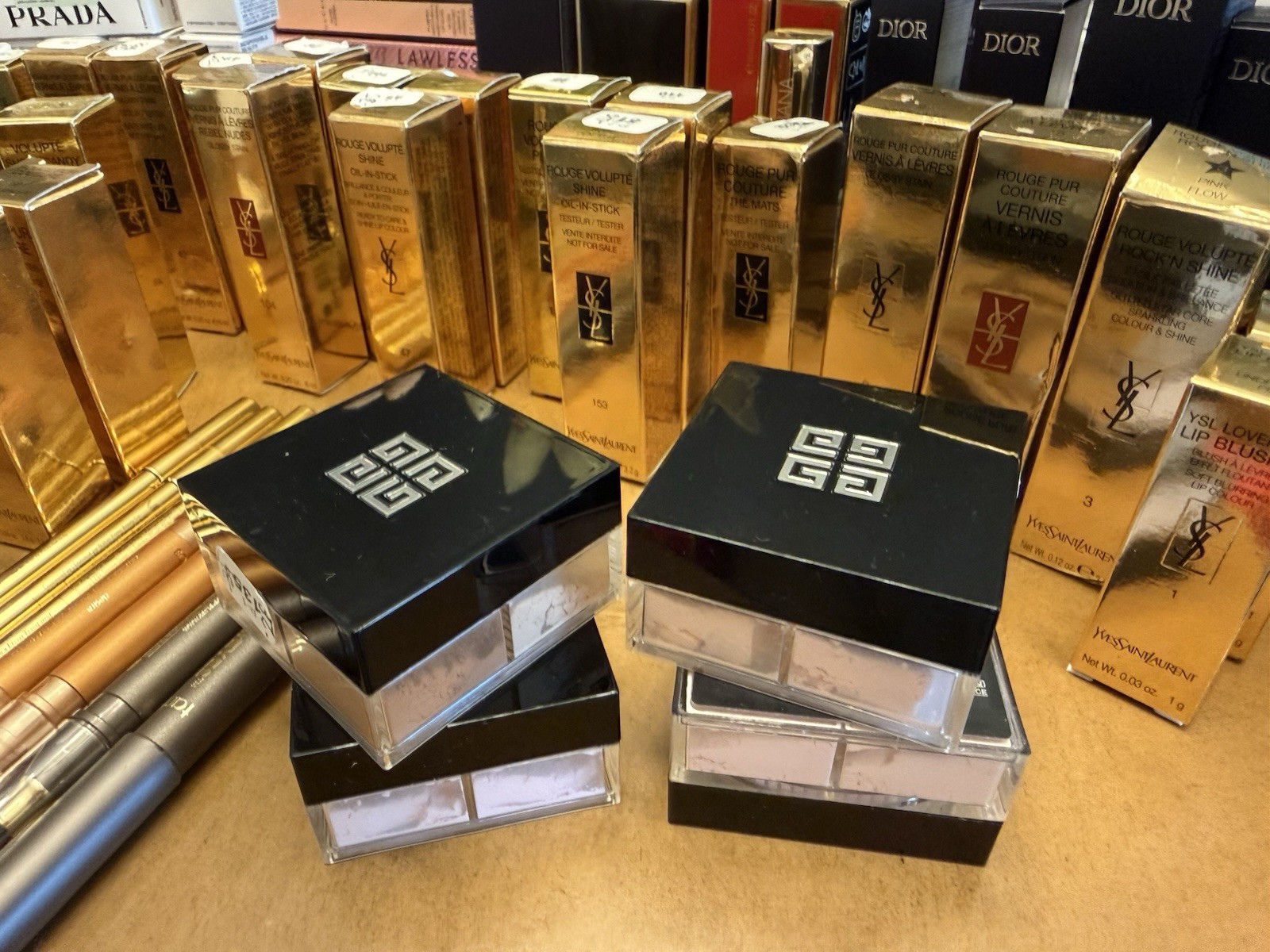 Givenchy Prisme Libre Face Powder .Voile rose.