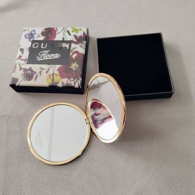 Novelty Mirror MakeUp Mirror With Box