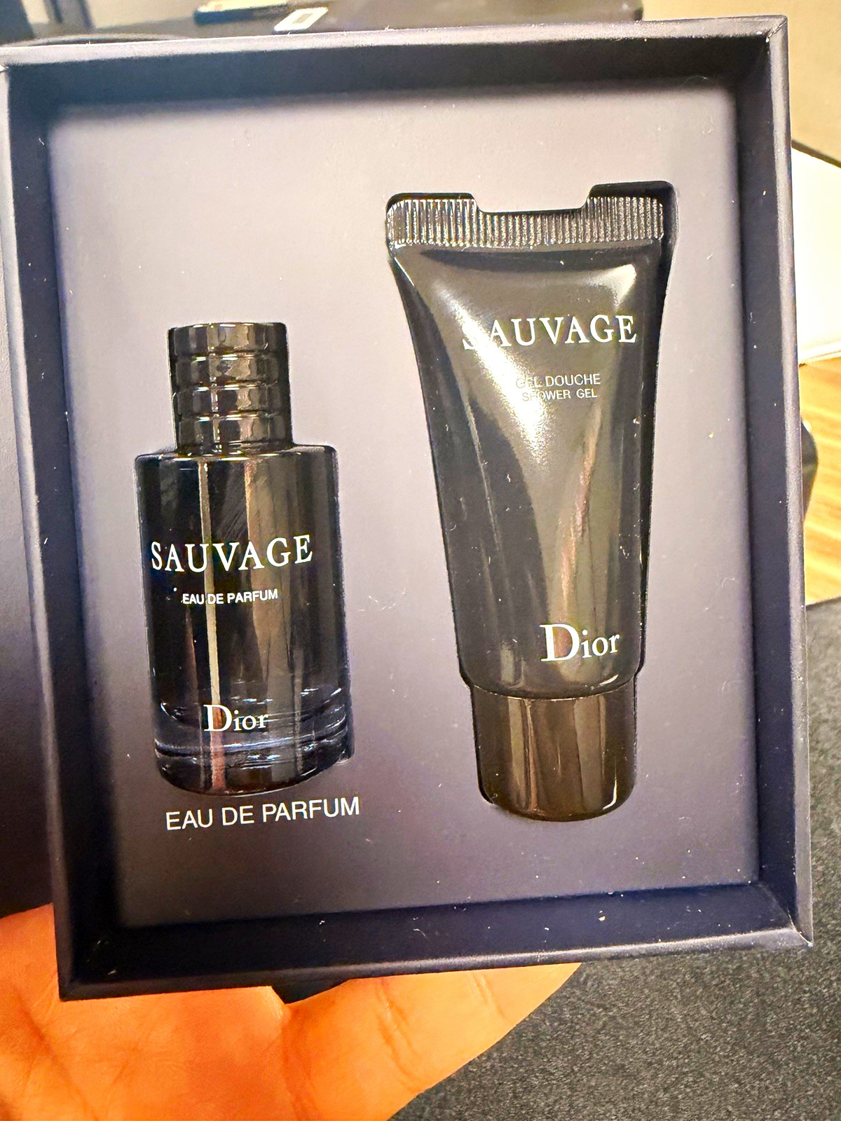 Dior Sauvage Eau de Parfum Spray Gift Set Travel Size 0.3 fl oz