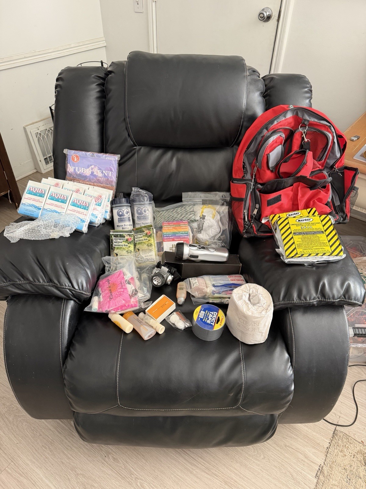 Complete 72 Hour Emergency Survival Kit Bug Out Bag Water Filter First Aid pack