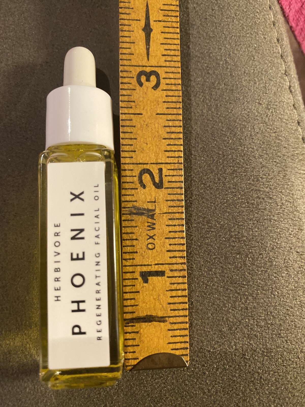 Herbivore Natural Phoenix regenerating Facial Oil Travel Size 0.3oz as described