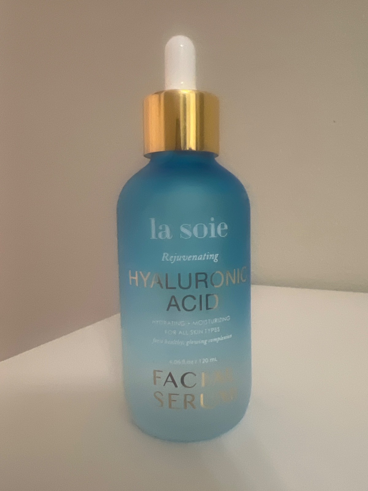 La Soie Hyaluronic Acid Facial Serum Anti Aging Wrinkle Treatment