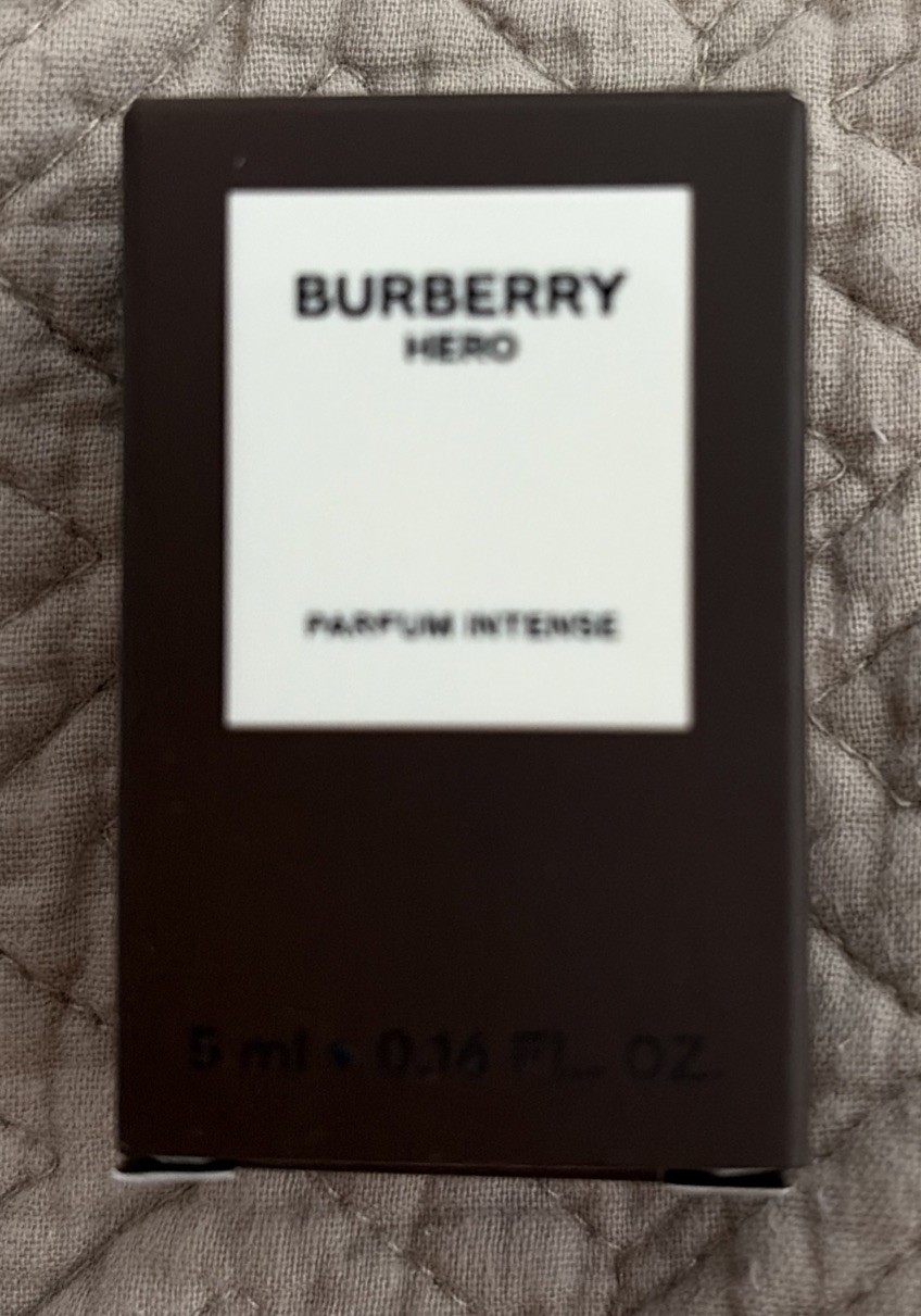 Burberry Hero Parfum Intense Sample Spray 5ml 0.17oz New In Box