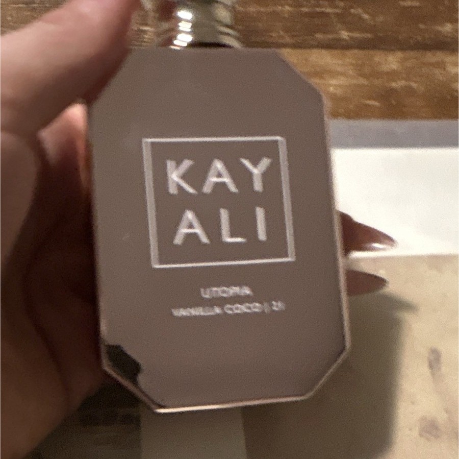 KAYALI Utopia Vanilla Coco | 21 Perfume Spray, Regular Size 1.7 fl oz