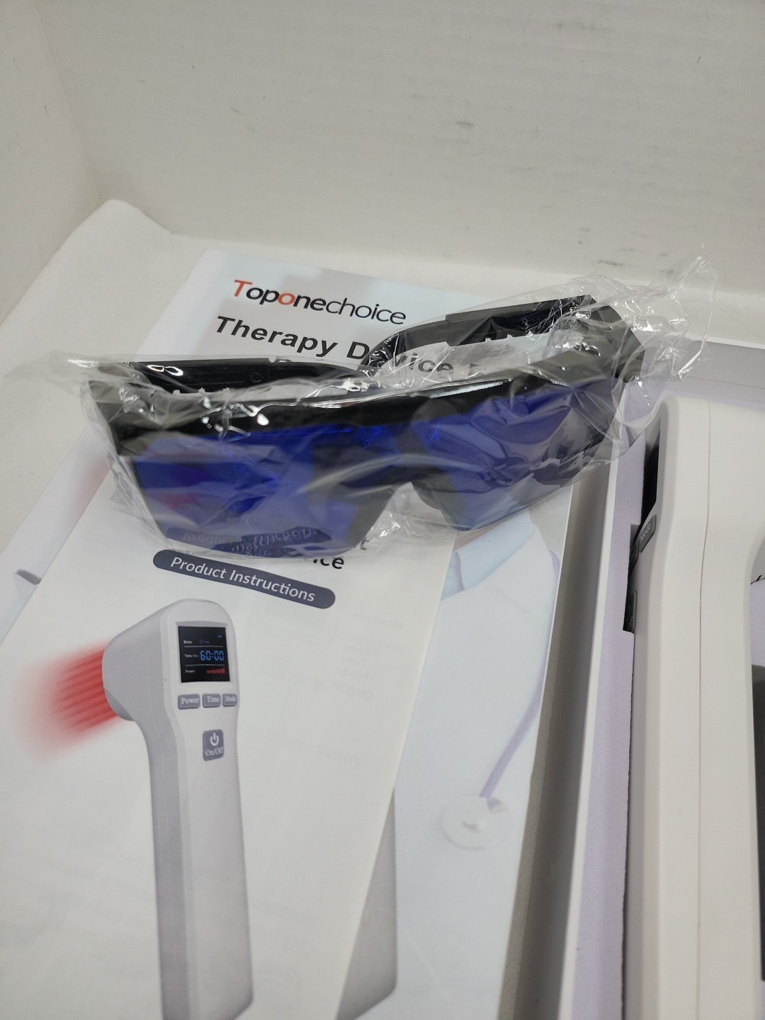 Toponechoice Red Light Therapy Device, 4x808nm+16x650nm Treatment *Open Box*