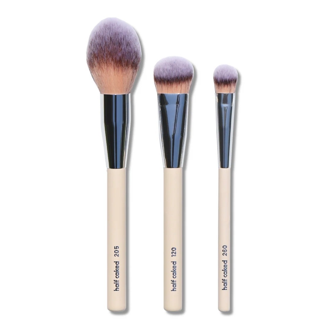 Half Caked 3 Face Face Makeup Brush 205 120 260 Finishing, Angled Paw Concealer