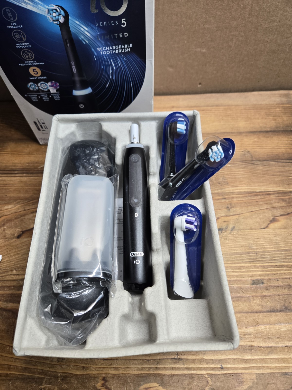 Oral-B iO Series 5 Rechargeable Electric Toothbrush with 3 Heads