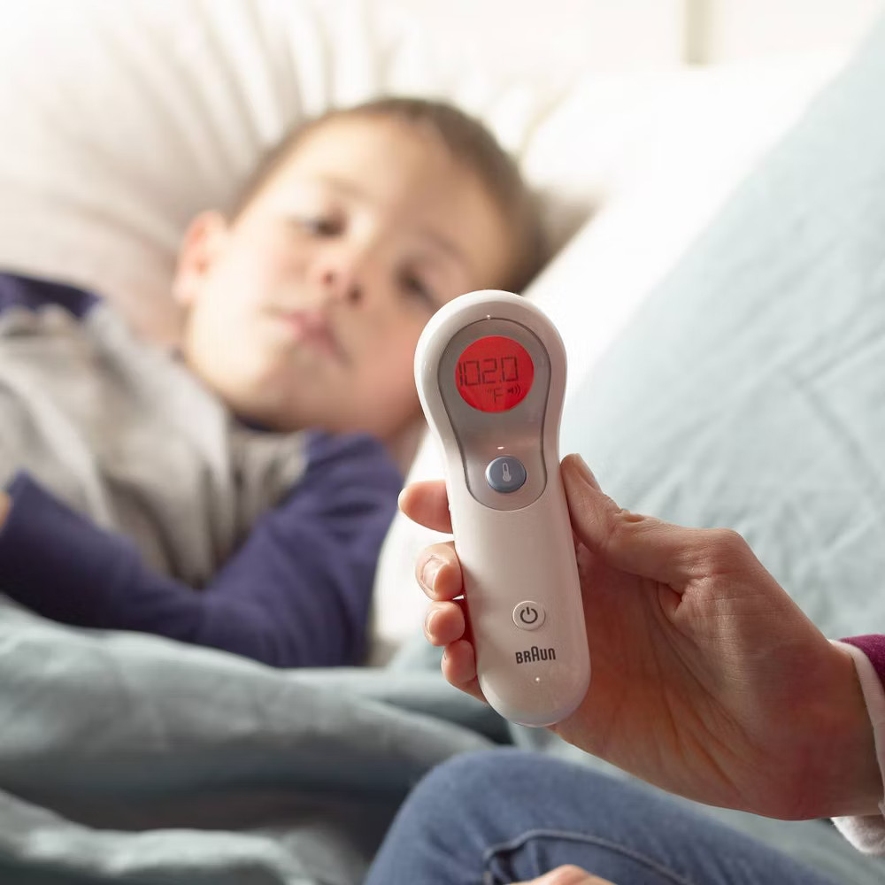 Braun No Touch Forehead Thermometer Temperature Gauge Dual Reading Modes LCD