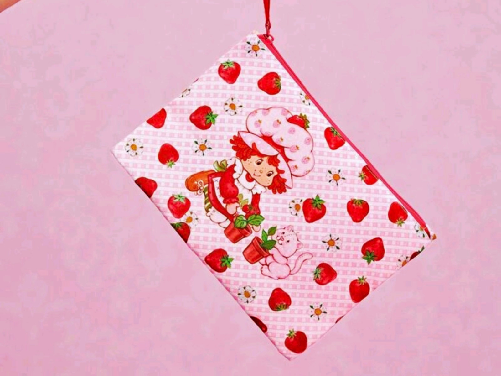 Pink Strawberry Shortcake Print Zipper Makeup Bag Cosmetic Pouch w/ Wrist Strap