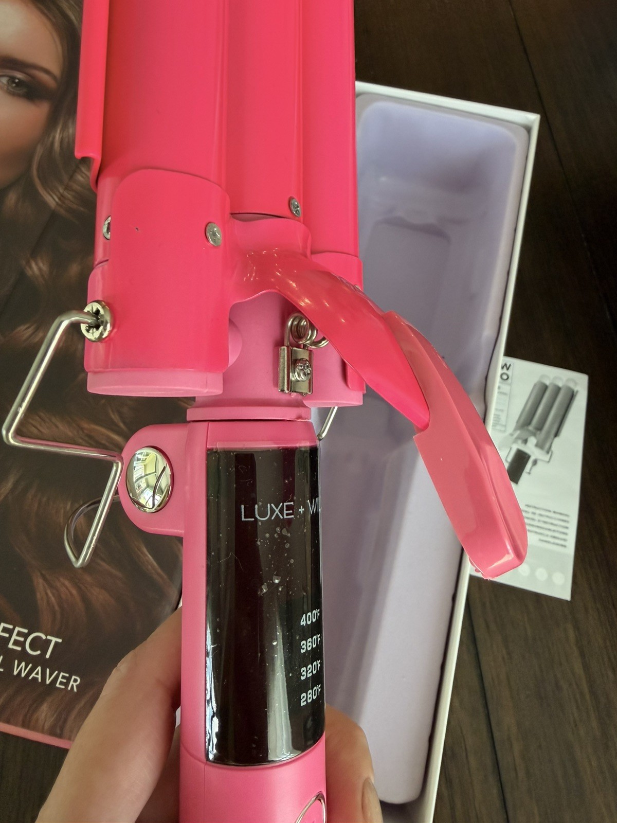 Luxe Willow Ripple Effect Mermaid Triple Barrel Waver HOT PINK New In Box