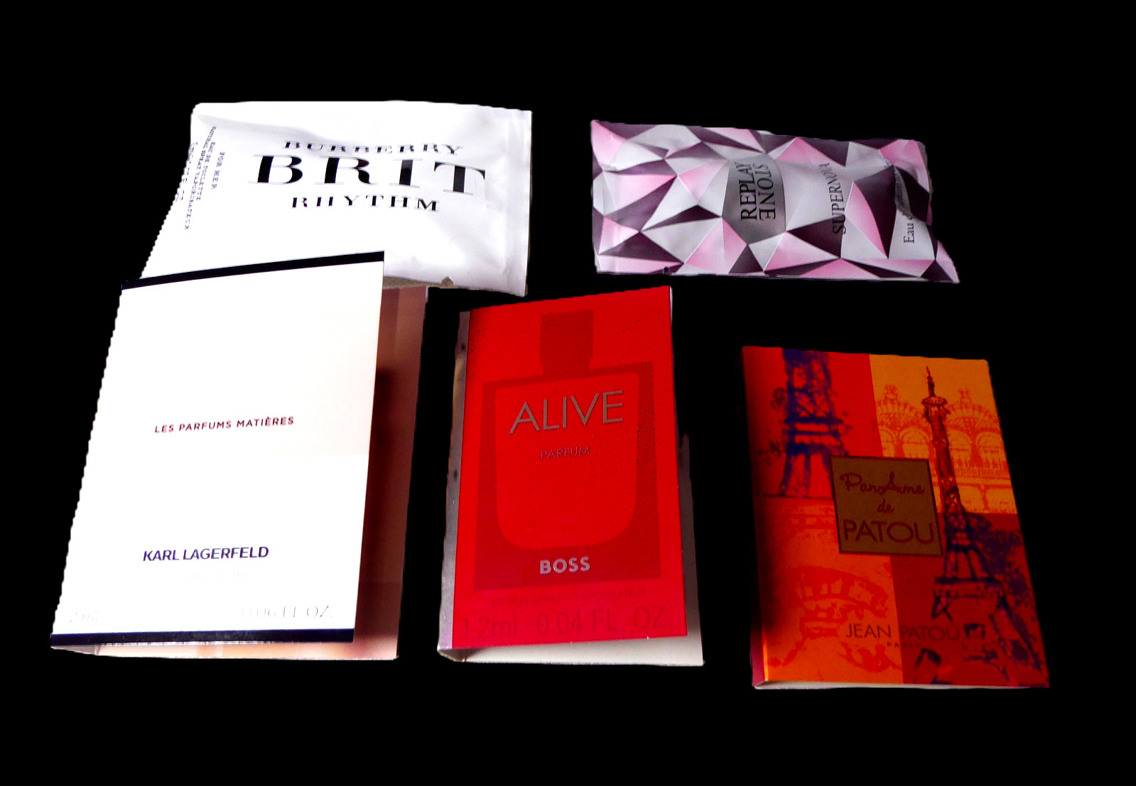 60 COST FRIENDLY DESIGNER PERFUMES NO GUESSING AS DESCRIBED 12 EACH X 5 =60