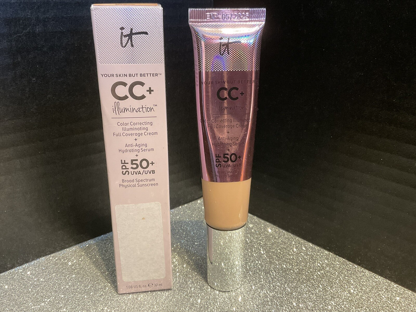 IT Cosmetics CC+ Illumination with SPF 50+ MEDIUM-Exp 5/2025