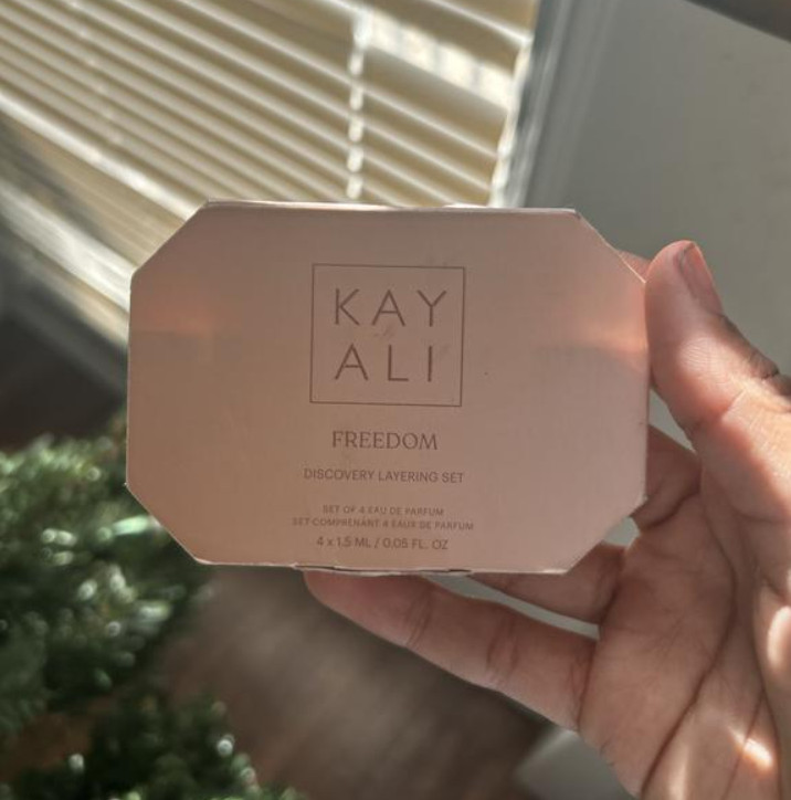 Authentic KAYALI FREEDOM Discovery Layering Sampler Freedom Set,4×0.05 oz/1.5 mL