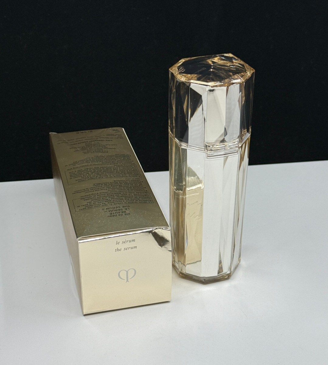 CLE DE PEAU LE SERUM THE SERUM – 1.3 OZ / 40 ML ~~~2022- SALE~~~~