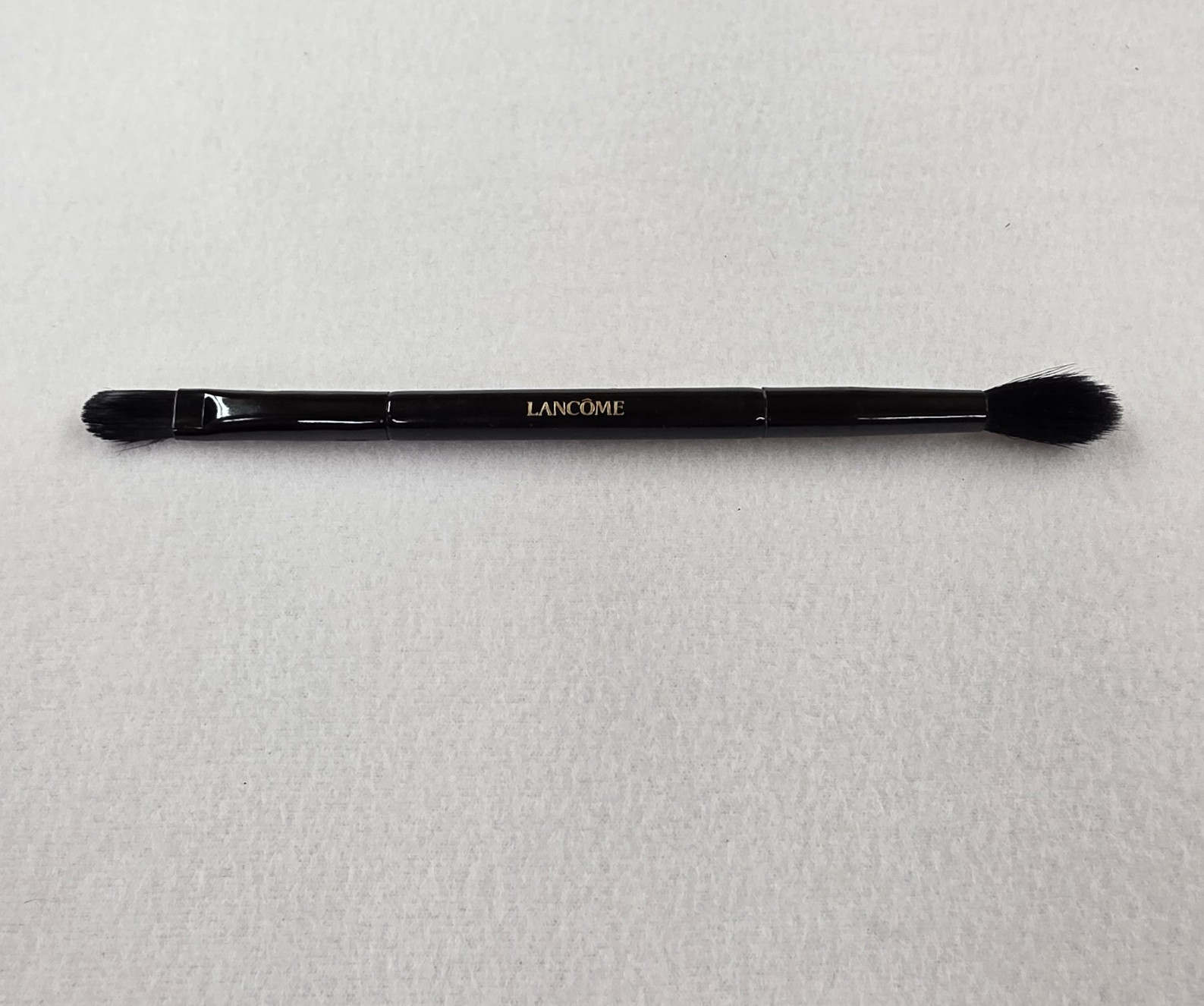 **2 items**Lancôme Smudger & Liner Double-Ended Eyeliner Brush 24 Angled Black