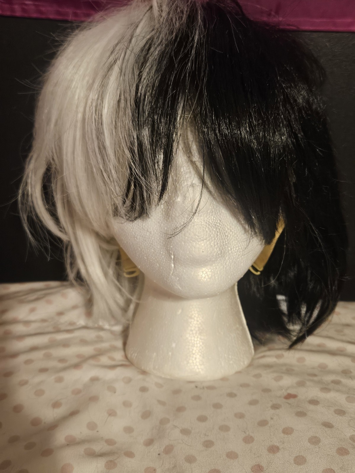 Black/White Split Color Straight Wig Hairpiece with Bangs, Black and White