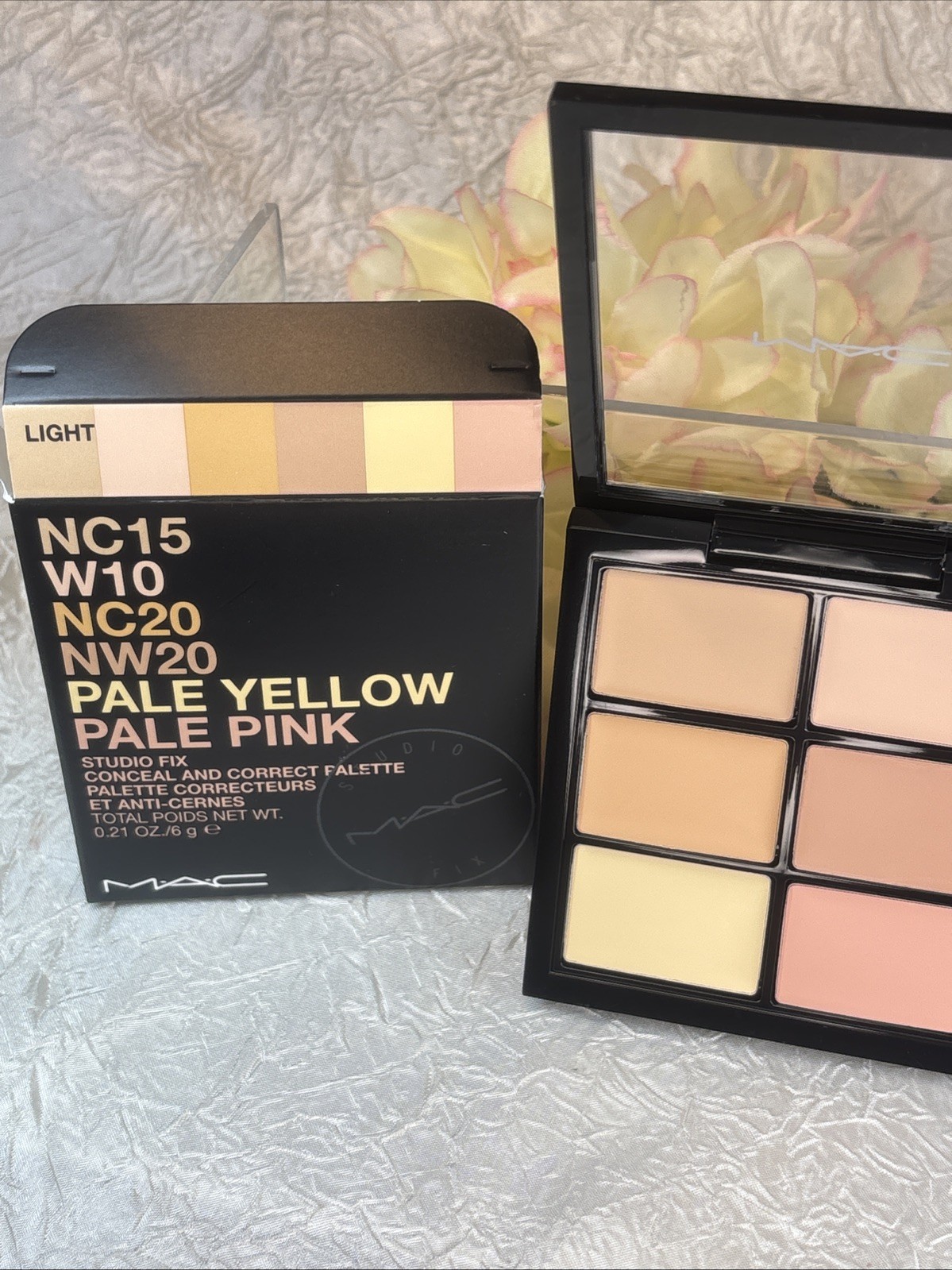 MAC Studio Fix Conceal and Correct Palette LIGHT NC15 W10 NC20 NW20 NIB FreeShip