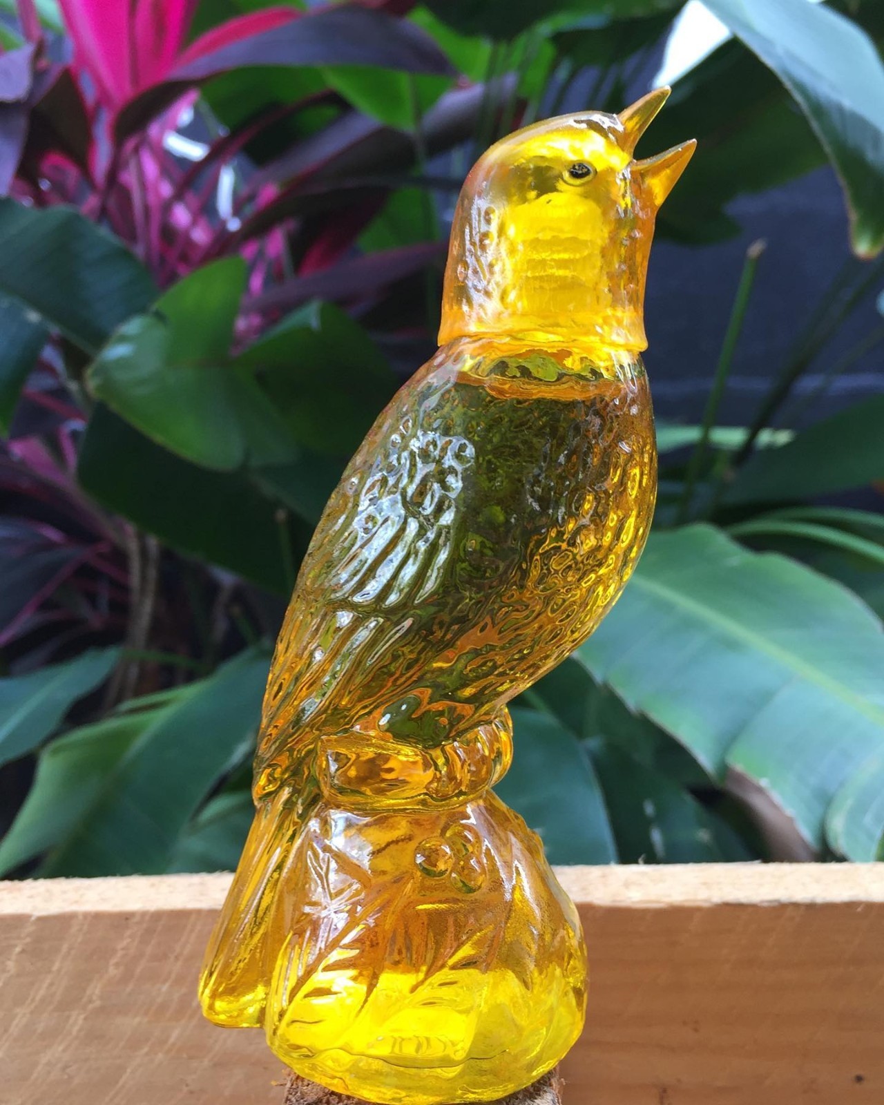 Avon CHARISMA Cologne in Golden Notes Canary Decanter 1.75oz Full~LOVELY VINTAGE