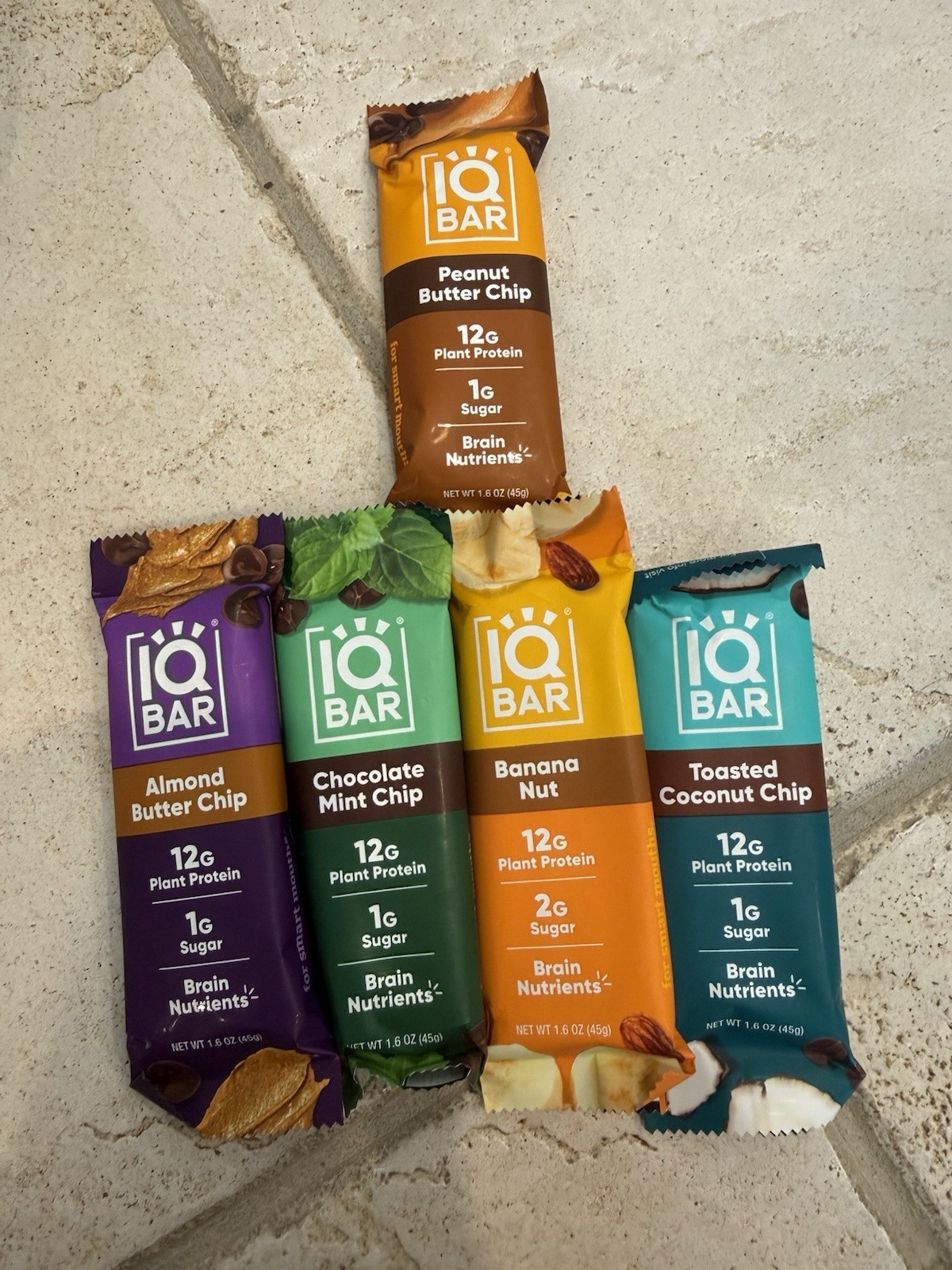 IQBAR Brain and Body Plant Protein Bars – 5 Count Ex 9/2026-11/2026