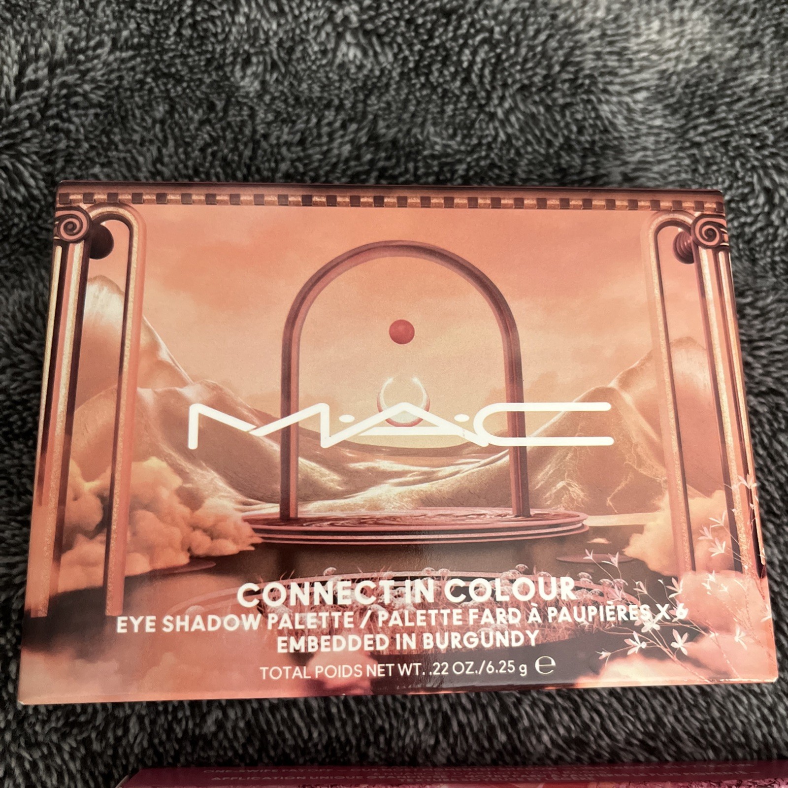 MAC CONNECTION IN COLOUR (6)EYE SHADOW PALETTE CHOOSE FROM ROSE OR BURGUNDY NIB