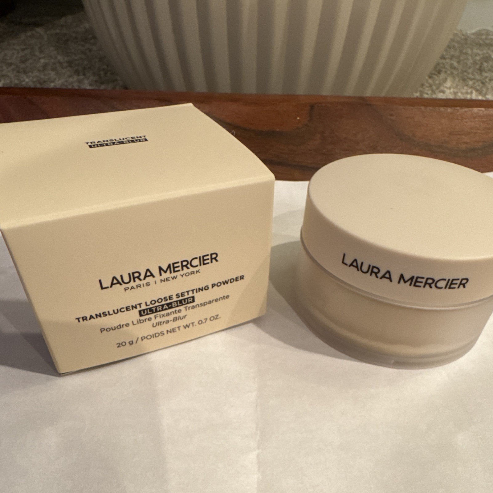 Laura Mercier Translucent Ultra-Blur Loose Setting Powder 0.7 oz LMARC024