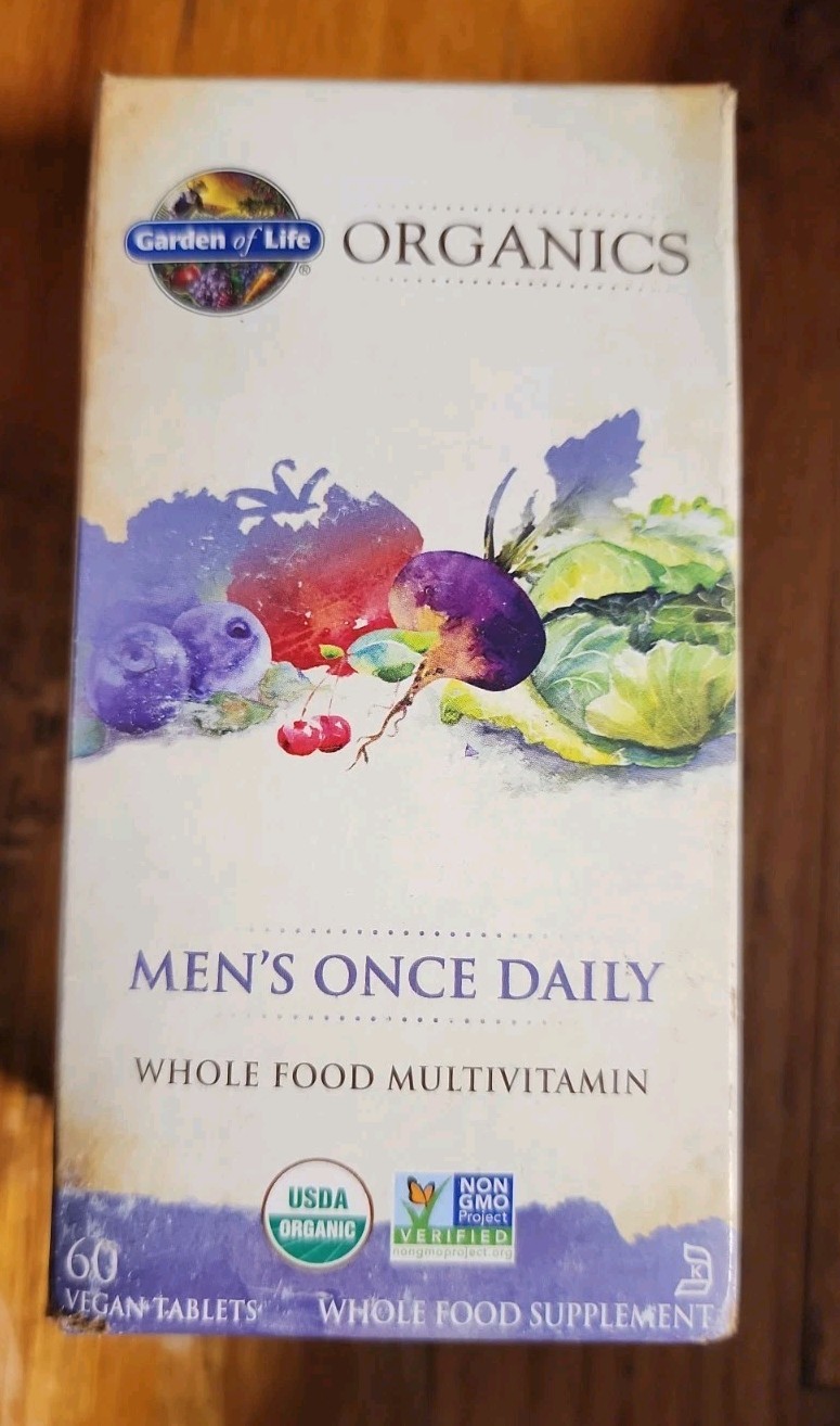 2/28 Garden of Life Once Daily Whole Food Multivitamin for Men, Organic Mens Vit