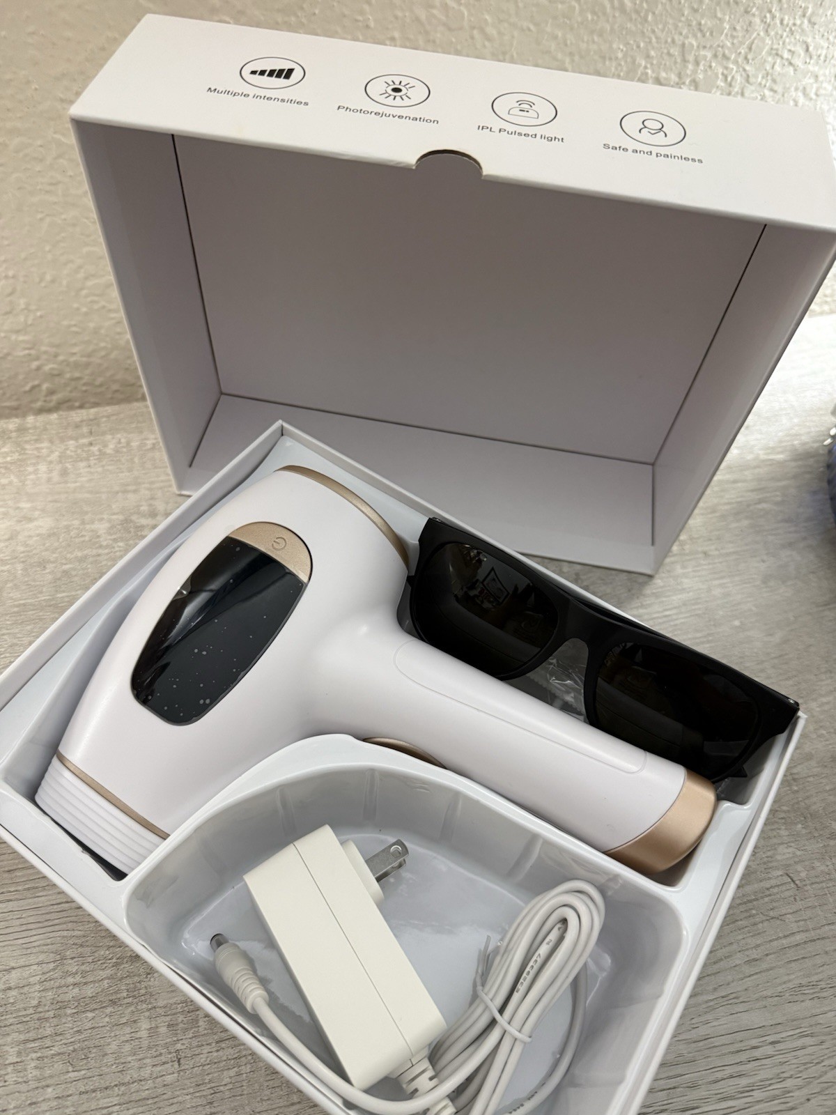 IPL Laser Hair Removal Device Women and Men Painless at Home