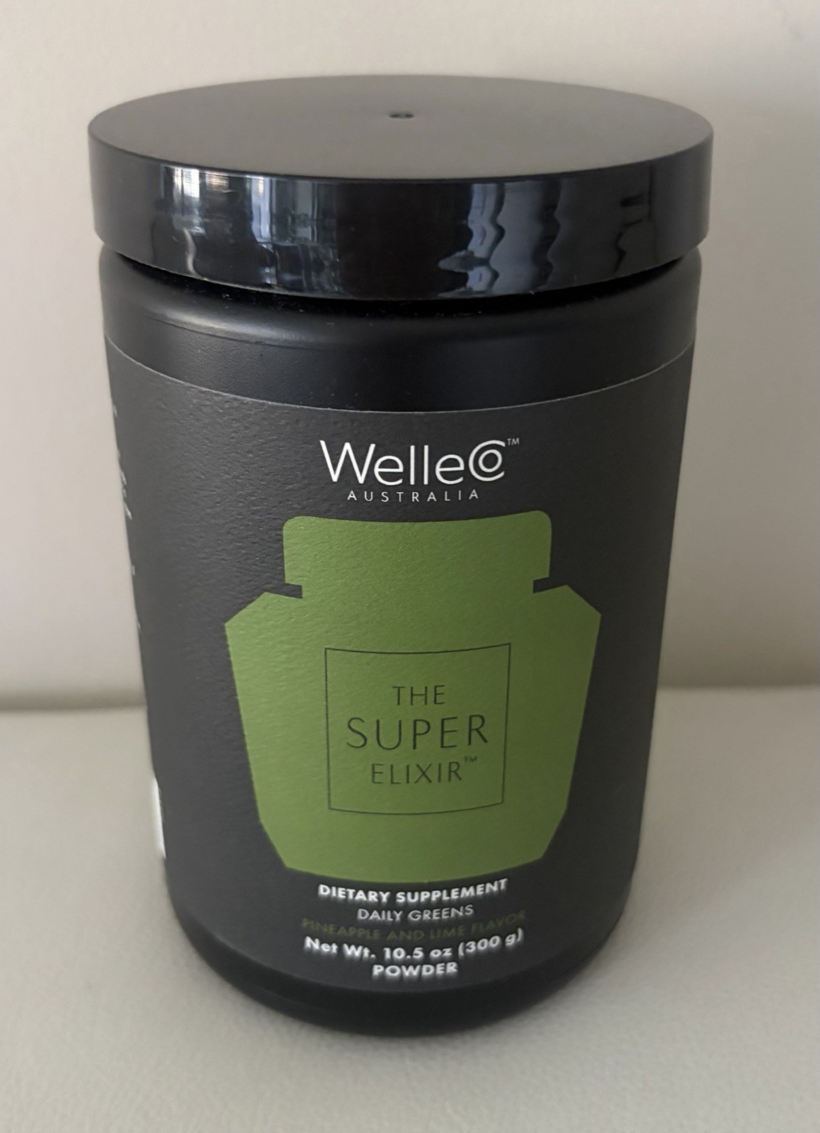 WelleCo The Super Elixir Daily Greens 10.5oz Powder Pineapple Lime Bland New