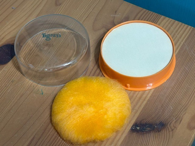 VTG SEALED FABERGE’ TIGRESS BATH POWDER W/ORANGE PUFF 3 OZ