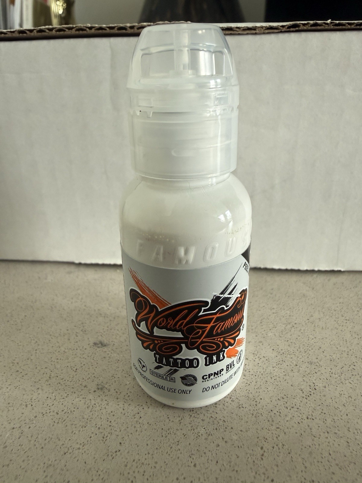 World Famous Tattoo Ink 1oz Blue Red Green Yellow Black Grey Brown Purple Orange