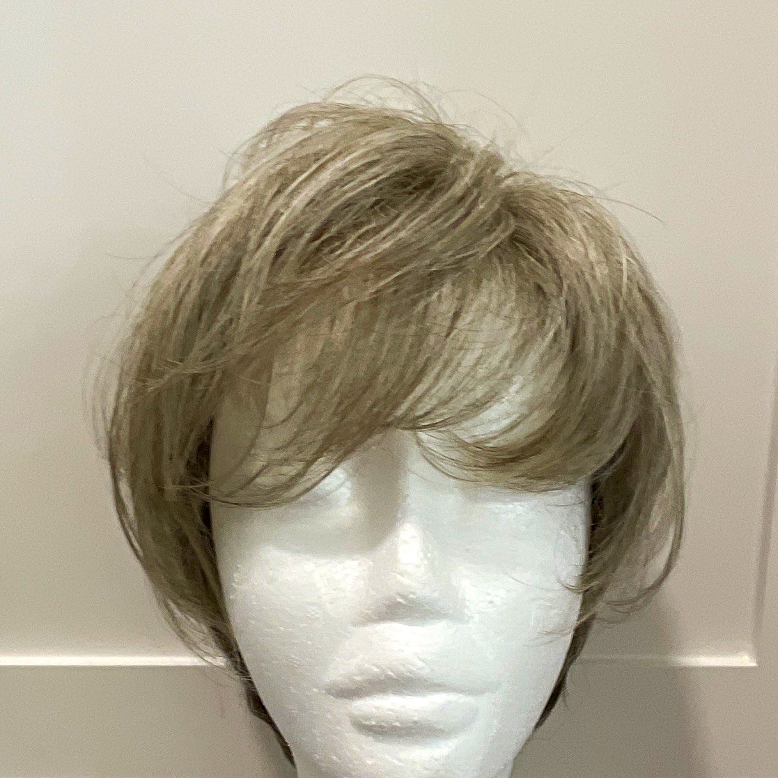 Raquel Welch RL119 Advanced French Synthetic Short Layered Wig Silver/Gray
