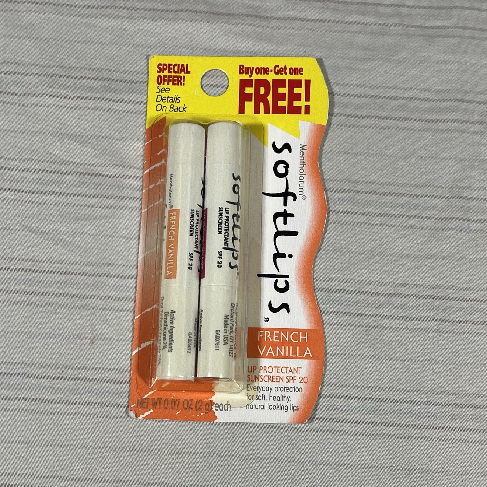 Vintage Softlips Lip Protestant Chap Stick Strawberry Sorbet Vanilla NOS 2004